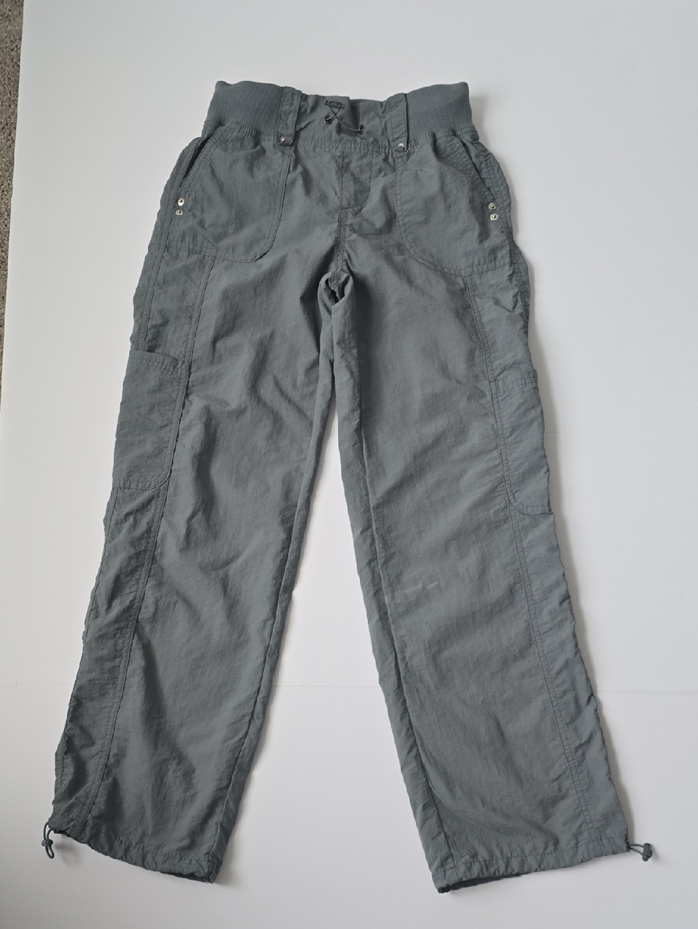 No Boundaries Woman's Charcoal Cargo Pan